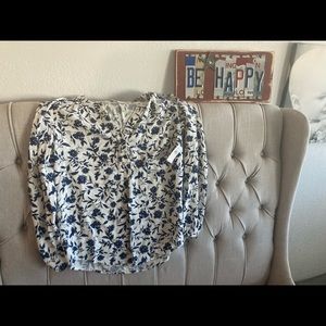 Women’s blouse